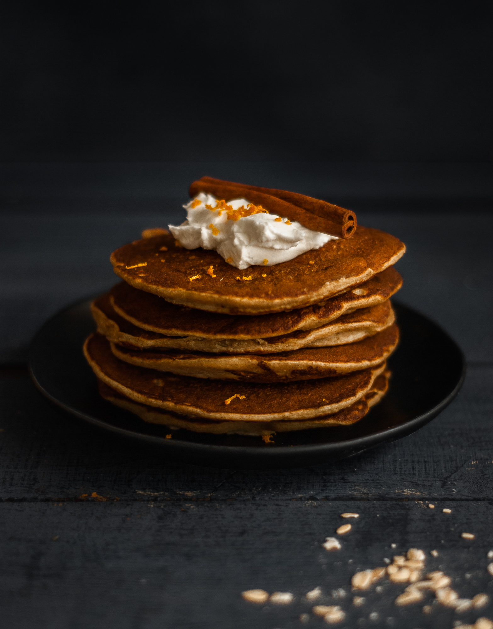 apple & oatmeal pancakes