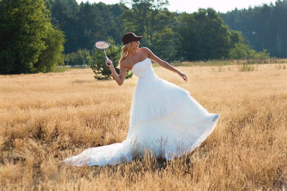 RUNNING BRIDE