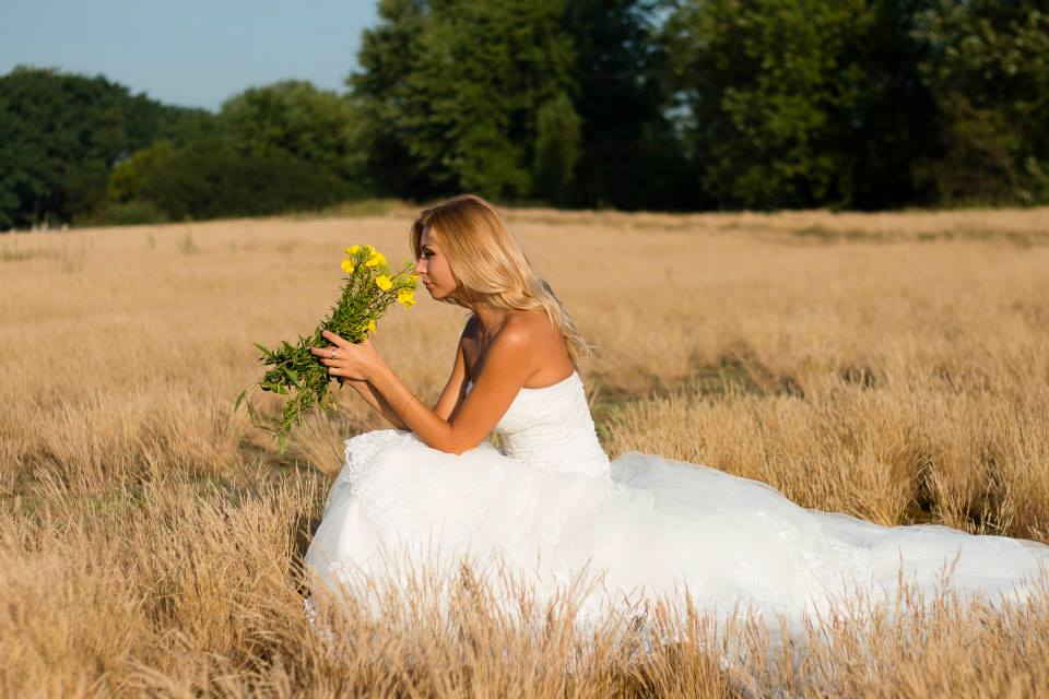 RUNNING BRIDE