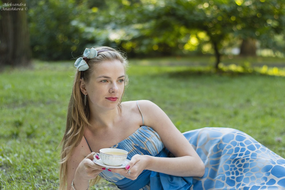 OLYA IN WONDERLAND