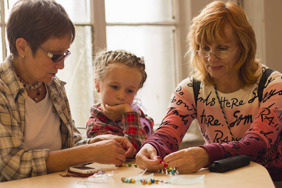 WORKSHOP OF MAKING IMITATION JEWELRY