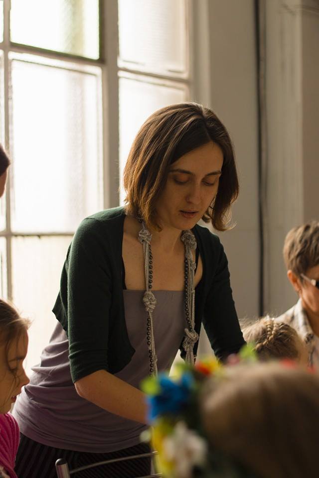 WORKSHOP OF MAKING IMITATION JEWELRY