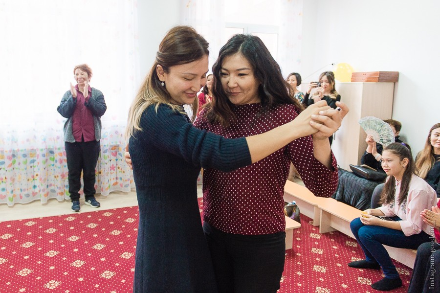Дельфинчики, Умнички