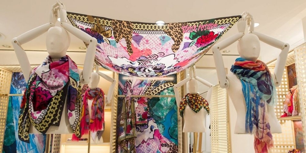 & 本・雑誌・漫画 Louis Vuitton Barber & Osgerby ポスター