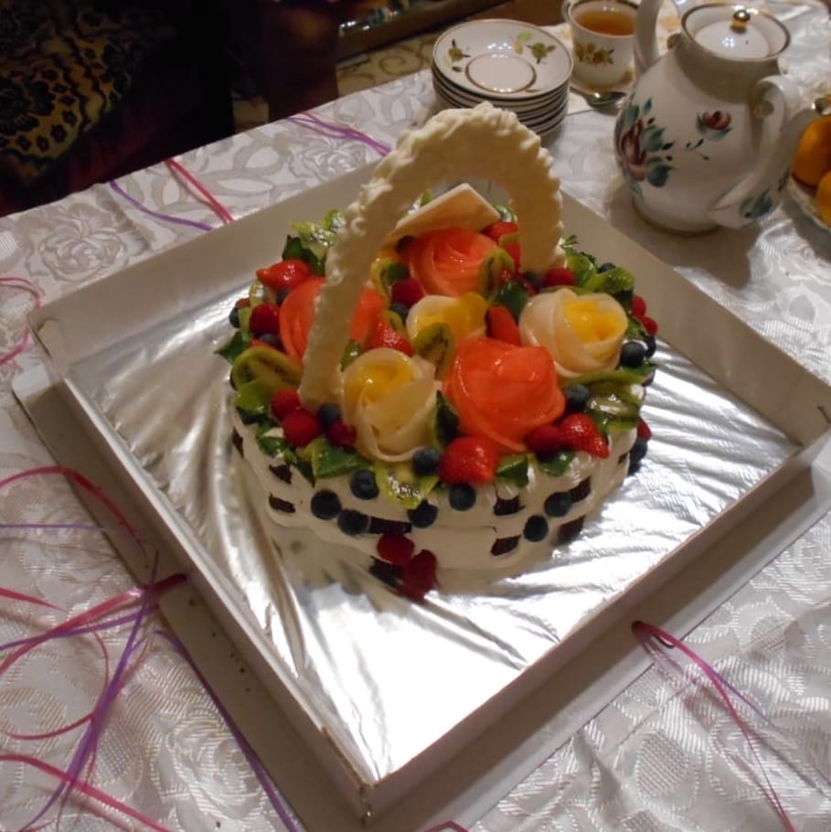 Свадебные торты на заказ в Москве срочно — артиста, работающие со срочными заявками на Профи