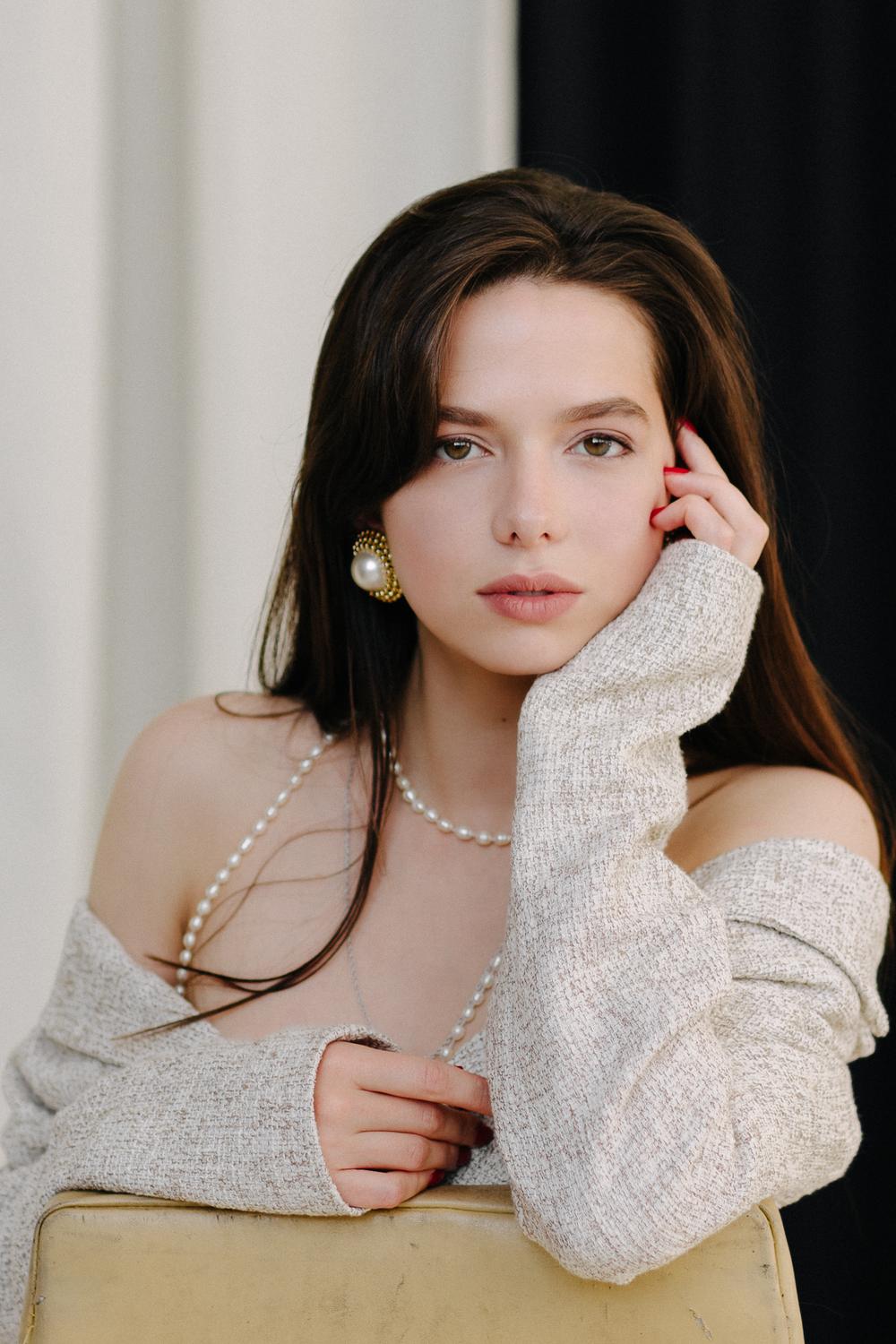 Анелия