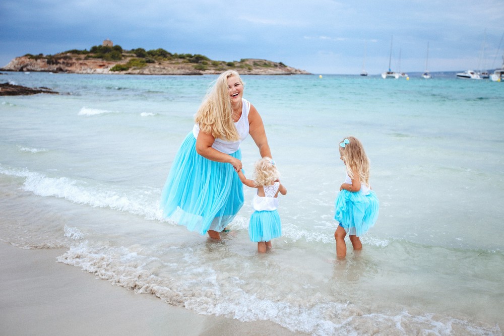Mallorca, Spain | Victoria + Tamara + Vera