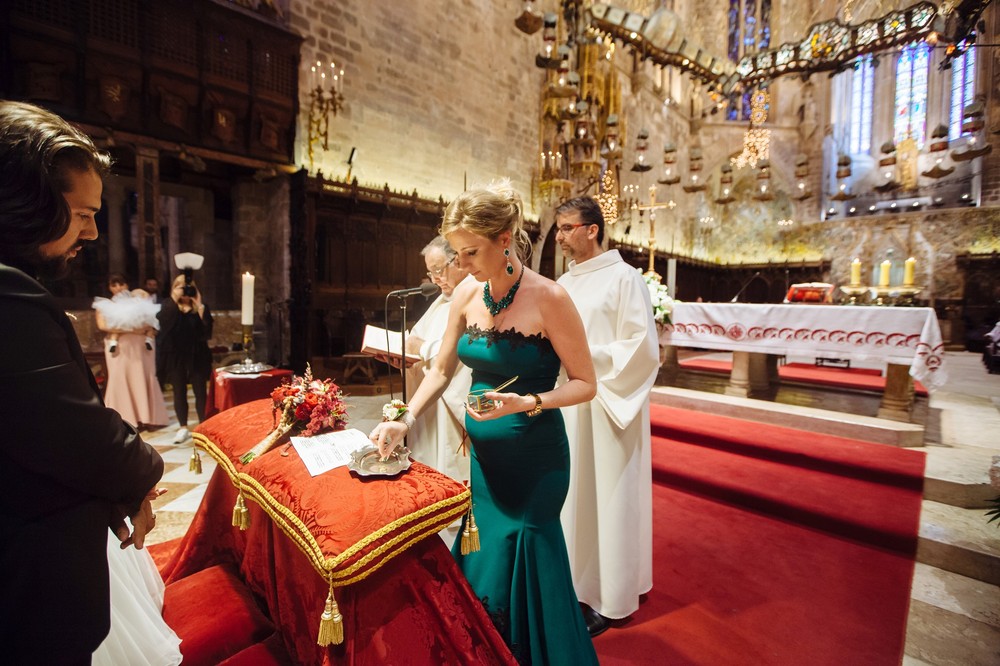 Luxury wedding in Catedral,Palma | Michelle & Leonardo