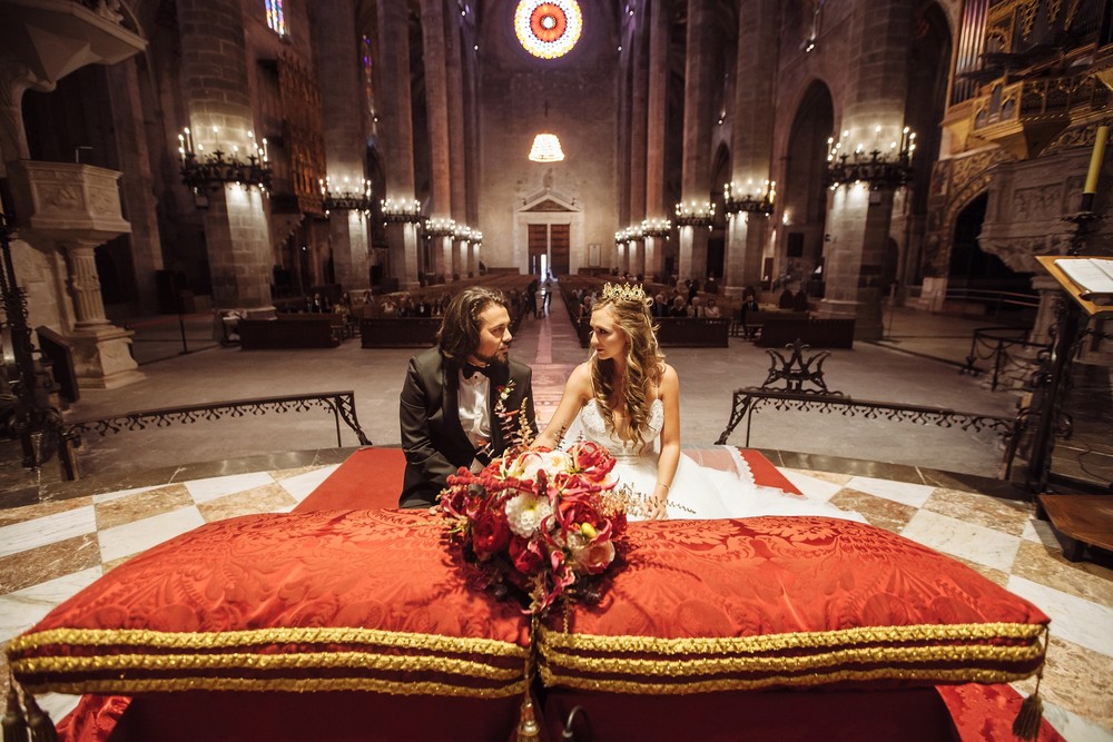 Luxury wedding in Catedral,Palma | Michelle & Leonardo