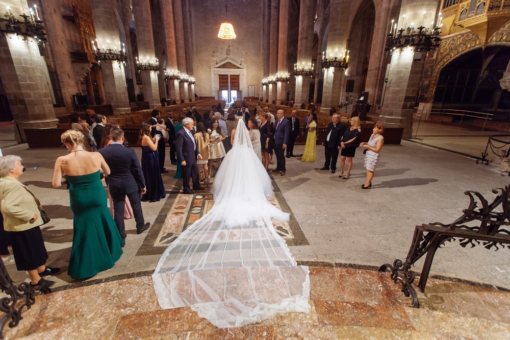 Luxury wedding in Catedral,Palma | Michelle & Leonardo