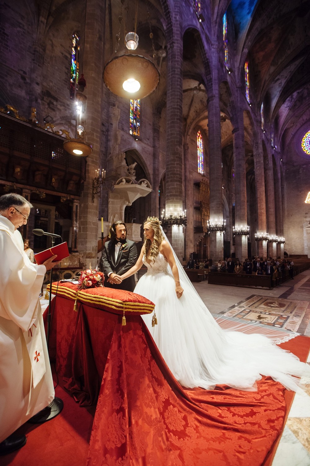Luxury wedding in Catedral,Palma | Michelle & Leonardo