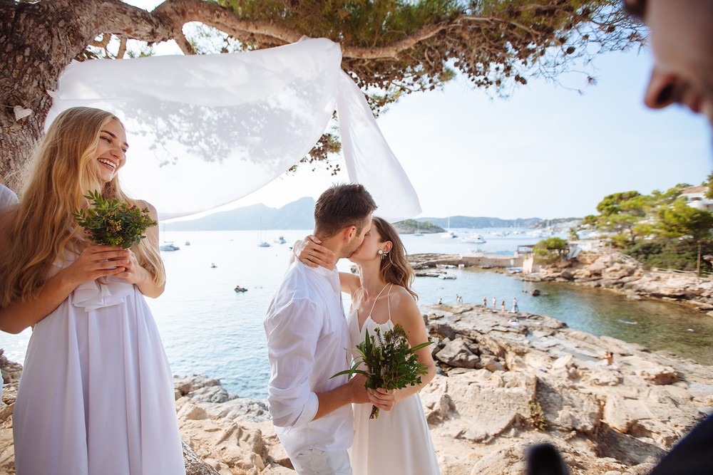 Sant Elm, Mallorca |Three couples and one ceremony