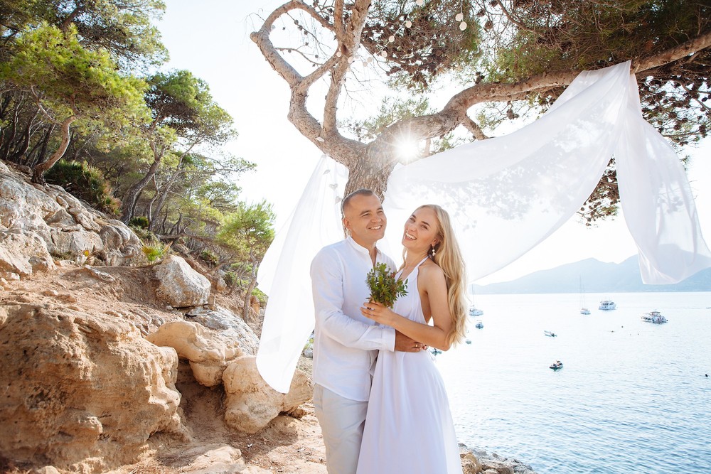 Sant Elm, Mallorca |Three couples and one ceremony