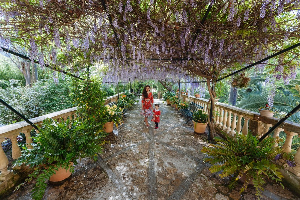 Jardines de Alfabia, Mallorca | Polina & Lena