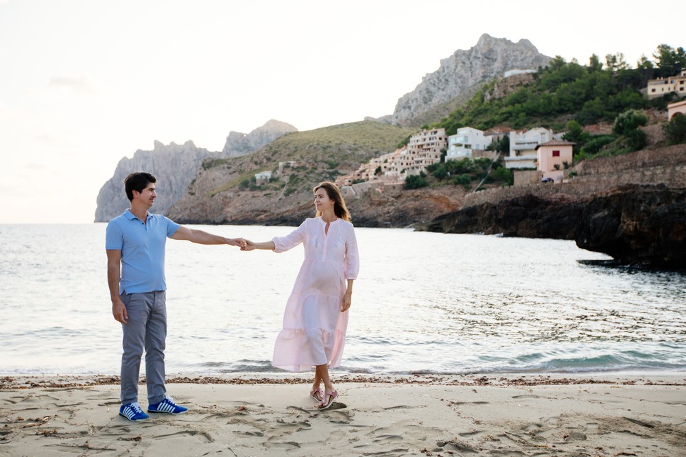Pollenca, Baleares | Tatiana pregnant & Benjamin