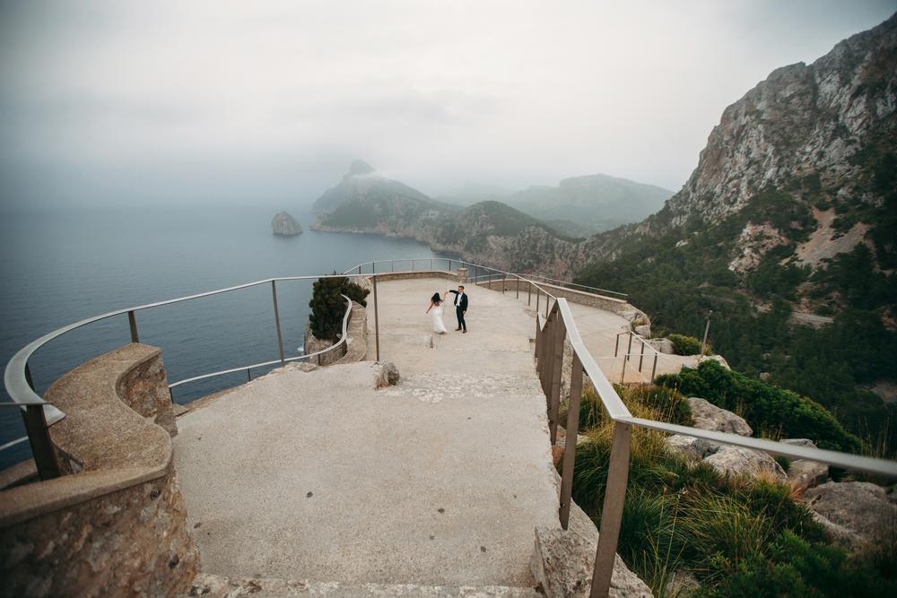 Sarah & Andreas's wedding tour in Mallorca