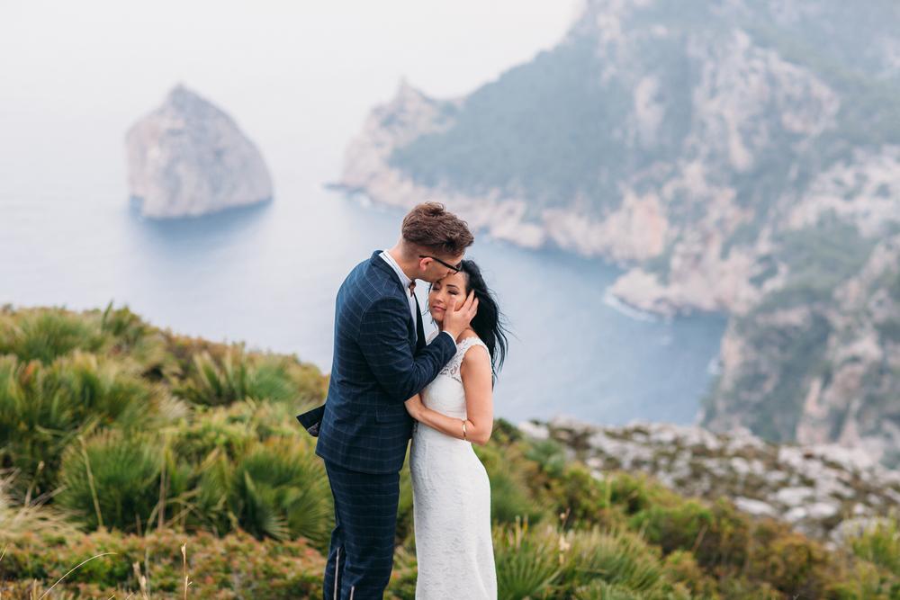 Sarah & Andreas's wedding tour in Mallorca