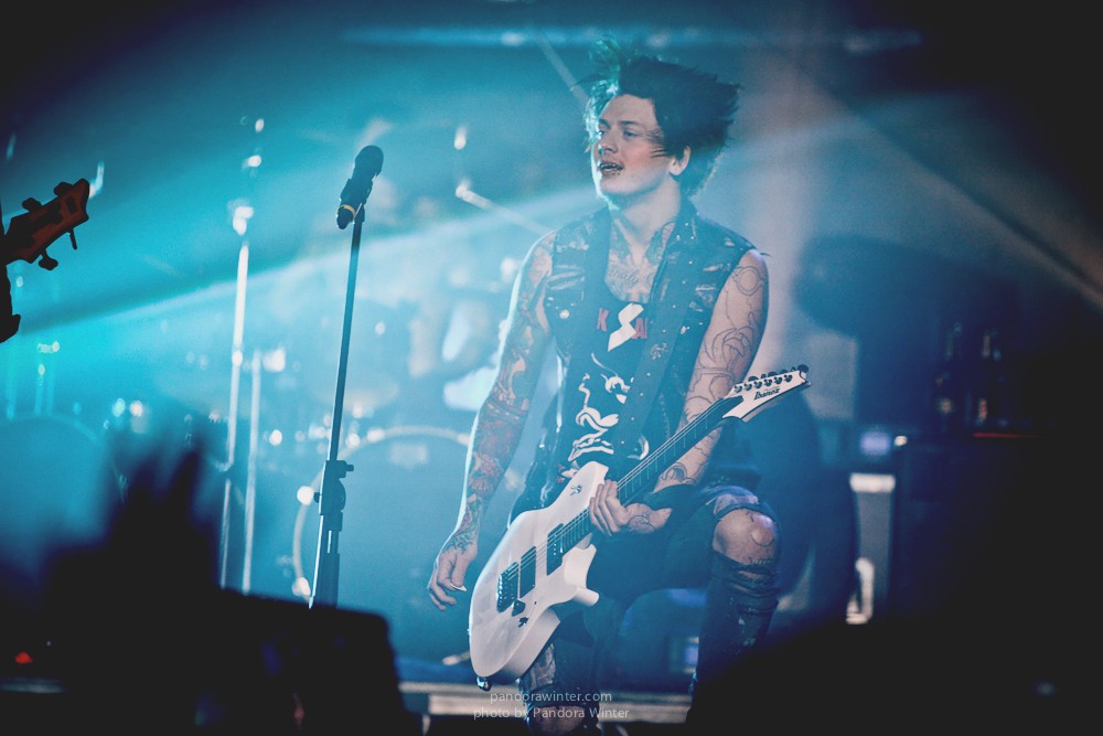 Asking Alexandria @ Bingo Club, Kiev, UA, 18-11-2014
