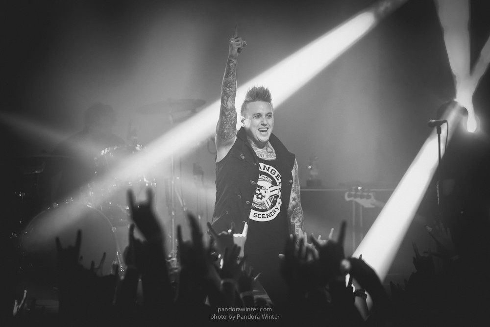 PAPA ROACH @ Зеленый Театр, Киев, 9-07-2013 