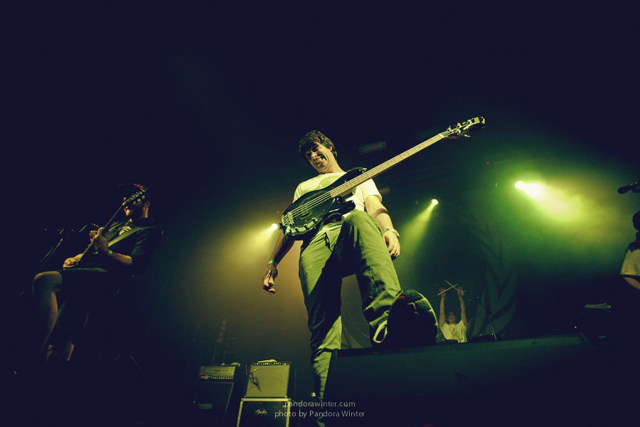 ENTER SHIKARI @ Bingo Club, Kiev, 2012-10-12  