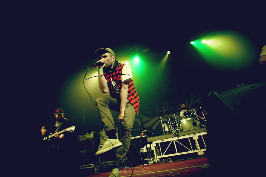 ENTER SHIKARI @ Bingo Club, Kiev, 2012-10-12  