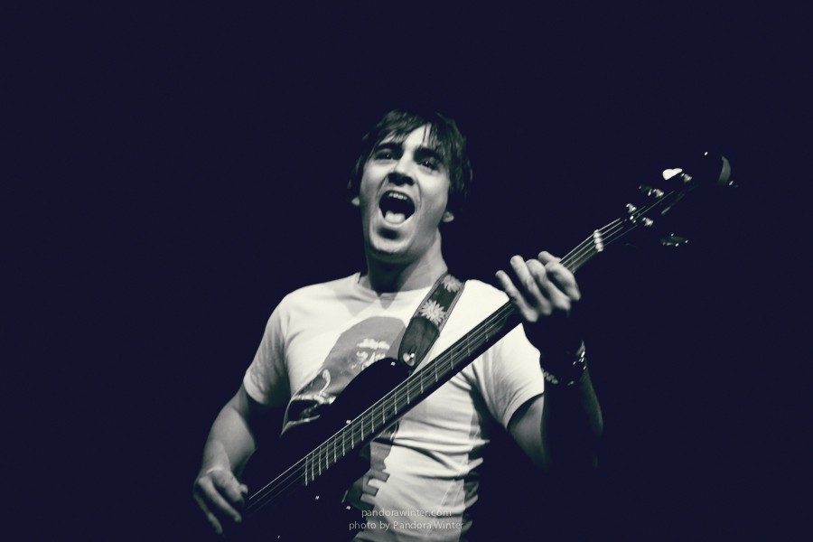 ENTER SHIKARI @ Bingo Club, Kiev, 2012-10-12  