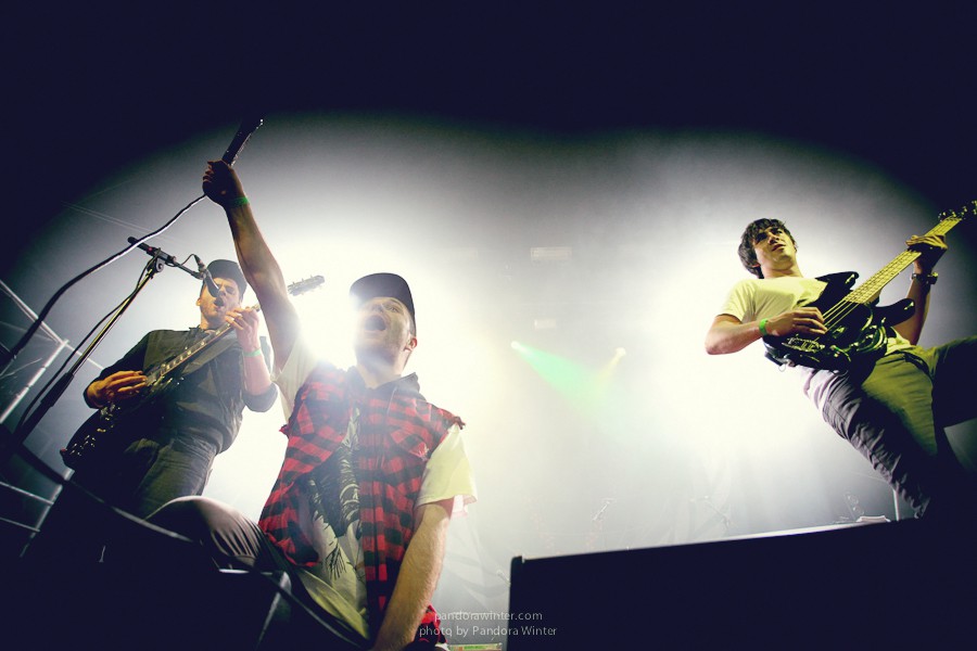 ENTER SHIKARI @ Bingo Club, Kiev, 2012-10-12  