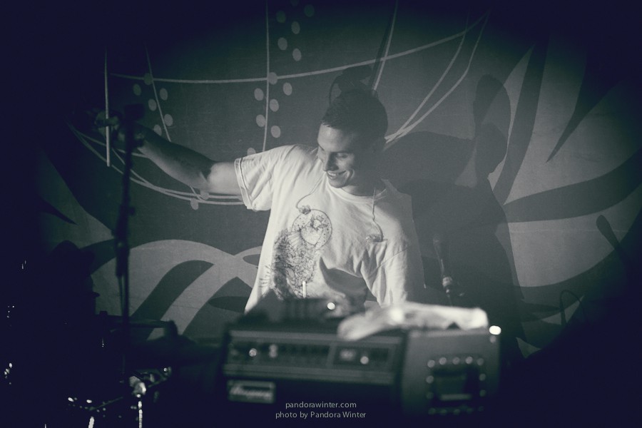 ENTER SHIKARI @ Bingo Club, Kiev, 2012-10-12  