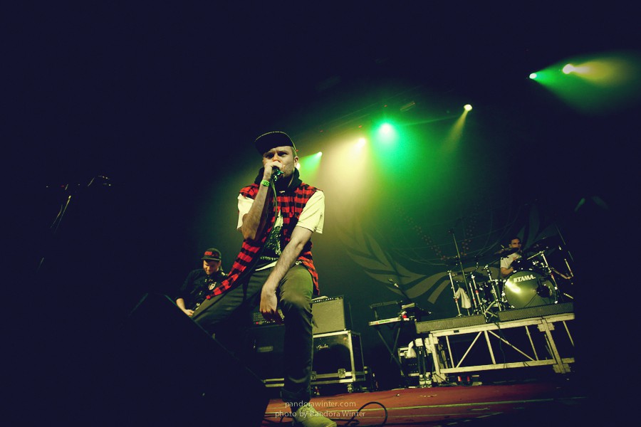 ENTER SHIKARI @ Bingo Club, Kiev, 2012-10-12  
