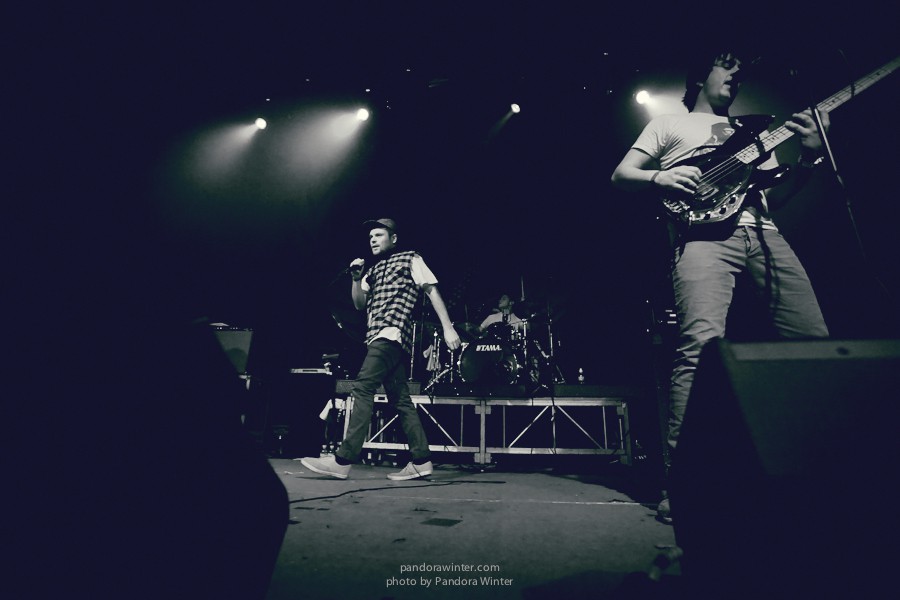 ENTER SHIKARI @ Bingo Club, Kiev, 2012-10-12  
