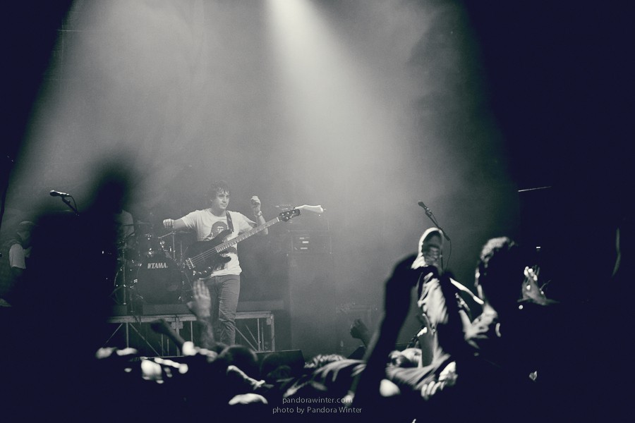 ENTER SHIKARI @ Bingo Club, Kiev, 2012-10-12  