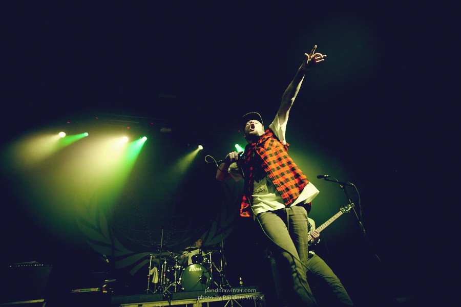 ENTER SHIKARI @ Bingo Club, Kiev, 2012-10-12  