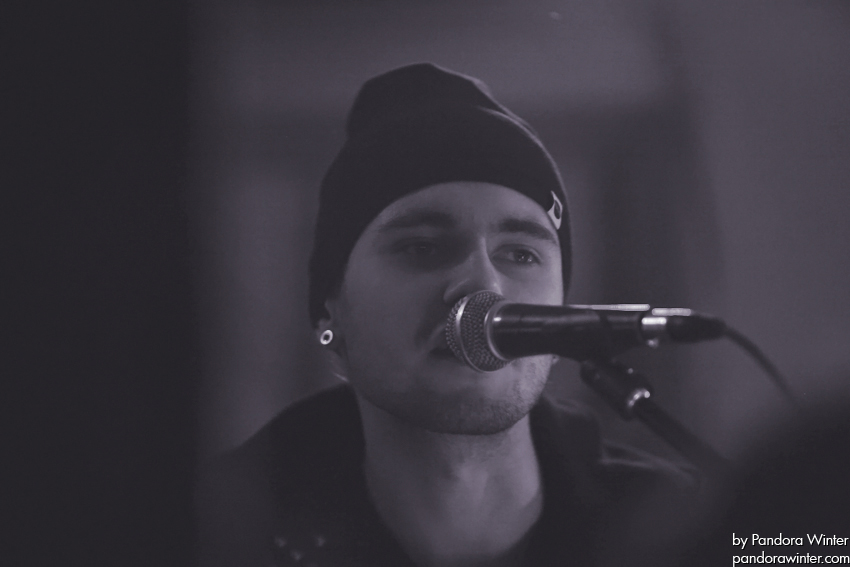 Alai Oli @ Паб Бочка Пивная, Киев, 11-12-2011 