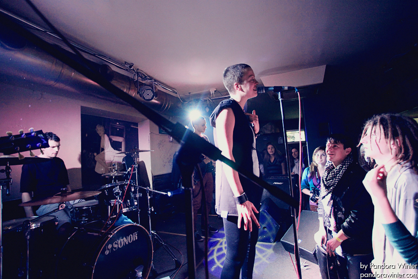 Alai Oli @ Паб Бочка Пивная, Киев, 11-12-2011 
