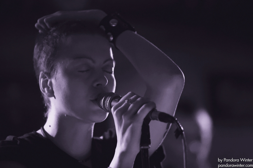 Alai Oli @ Паб Бочка Пивная, Киев, 11-12-2011 