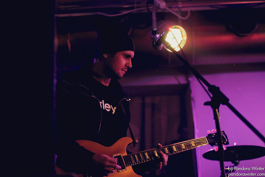 Alai Oli @ Паб Бочка Пивная, Киев, 11-12-2011 