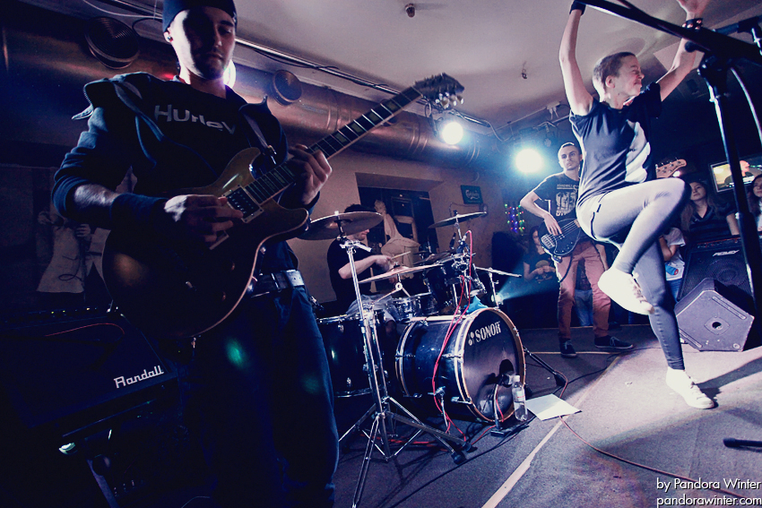 Alai Oli @ Паб Бочка Пивная, Киев, 11-12-2011 