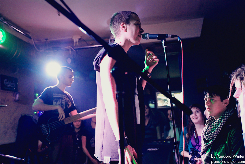 Alai Oli @ Паб Бочка Пивная, Киев, 11-12-2011 