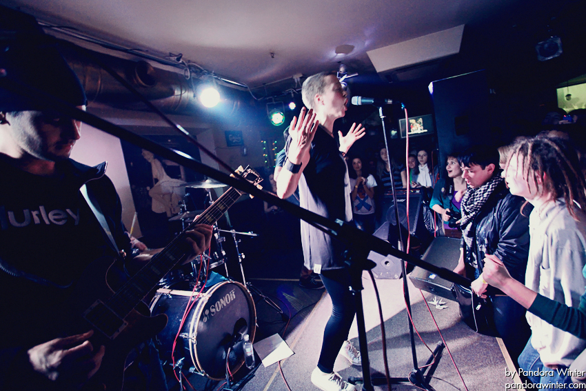 Alai Oli @ Паб Бочка Пивная, Киев, 11-12-2011 