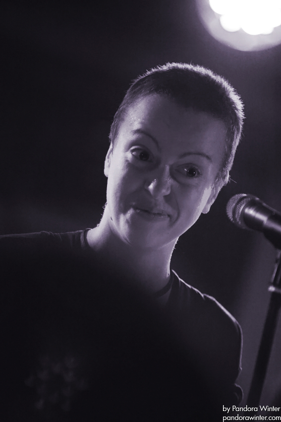 Alai Oli @ Паб Бочка Пивная, Киев, 11-12-2011 