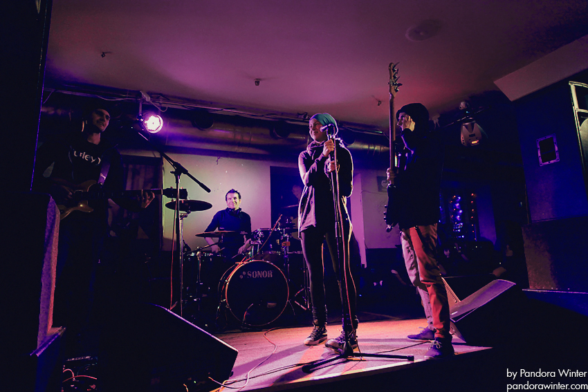 Alai Oli @ Паб Бочка Пивная, Киев, 11-12-2011 