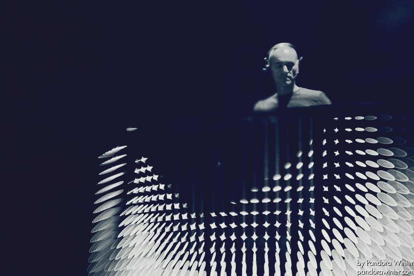 ROBERT MILES @ Sullivan Room, Kiev, 10-12-2011  