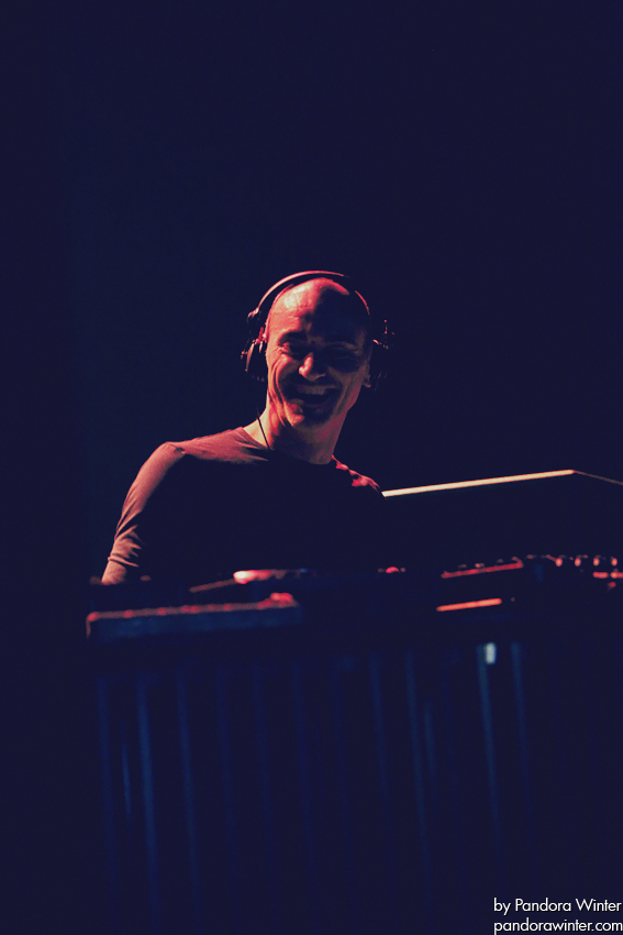 ROBERT MILES @ Sullivan Room, Kiev, 10-12-2011  