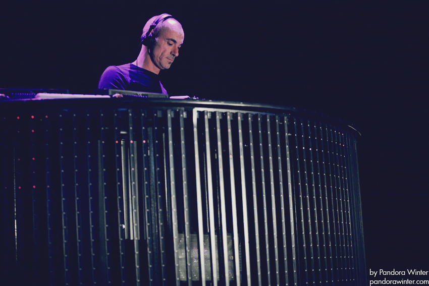 ROBERT MILES @ Sullivan Room, Kiev, 10-12-2011  