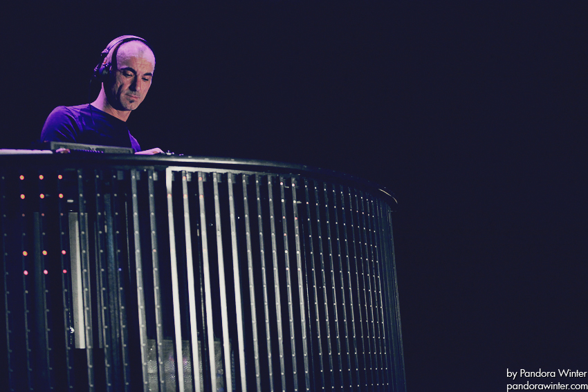 ROBERT MILES @ Sullivan Room, Kiev, 10-12-2011  