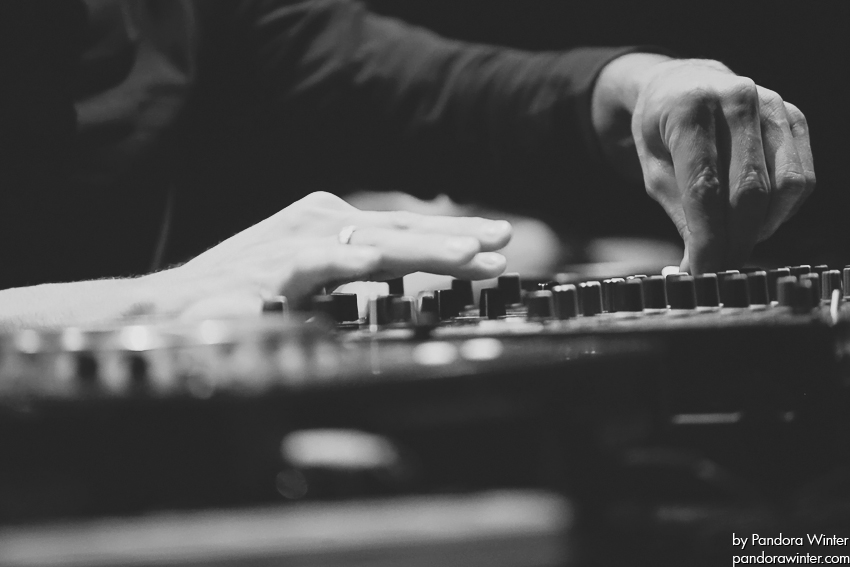 ROBERT MILES @ Sullivan Room, Kiev, 10-12-2011  