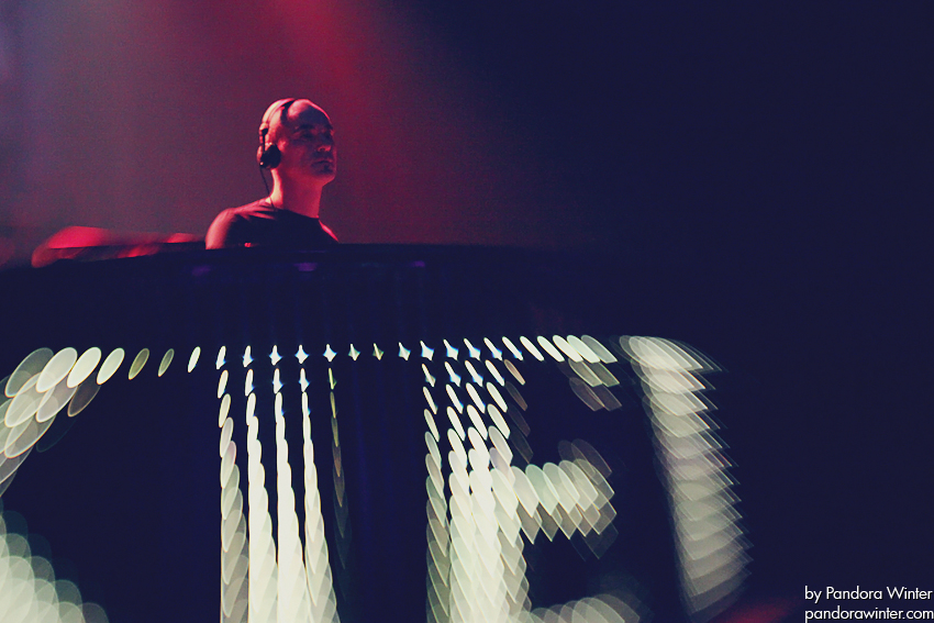 ROBERT MILES @ Sullivan Room, Kiev, 10-12-2011  