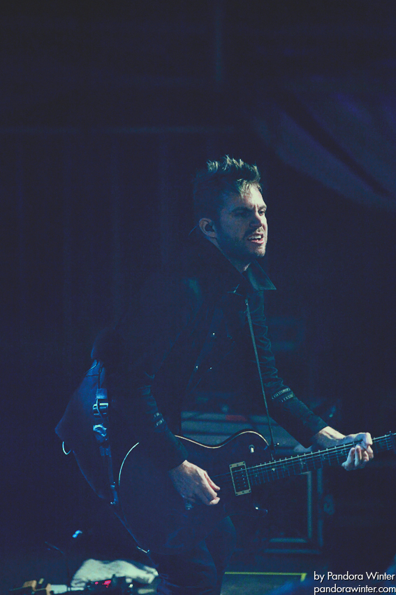 SKILLET @ Bingo Club, Kiev, UA, 2011-11-23  