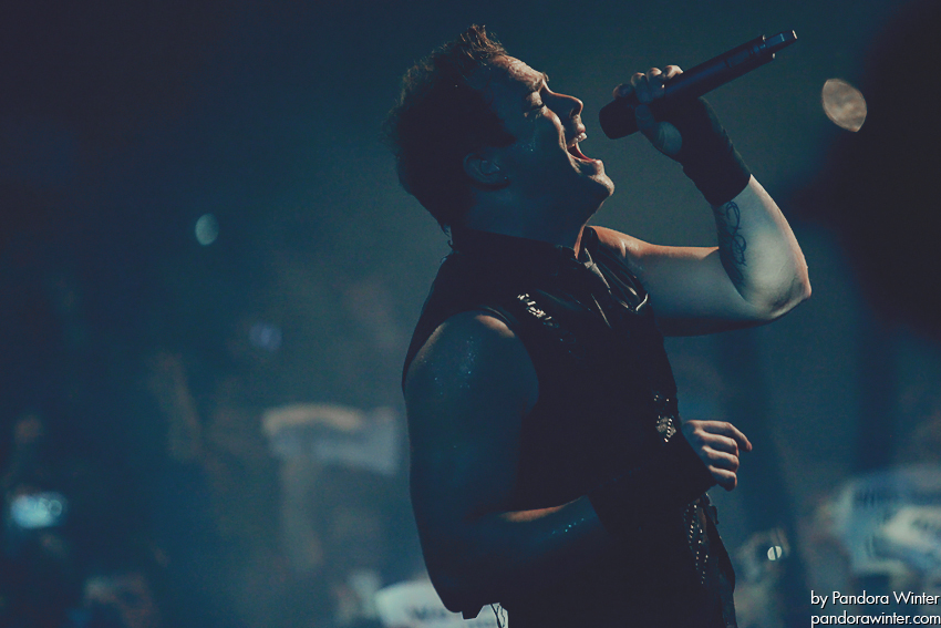 SKILLET @ Bingo Club, Kiev, UA, 2011-11-23  