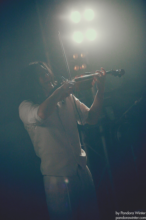 SKILLET @ Bingo Club, Kiev, UA, 2011-11-23  